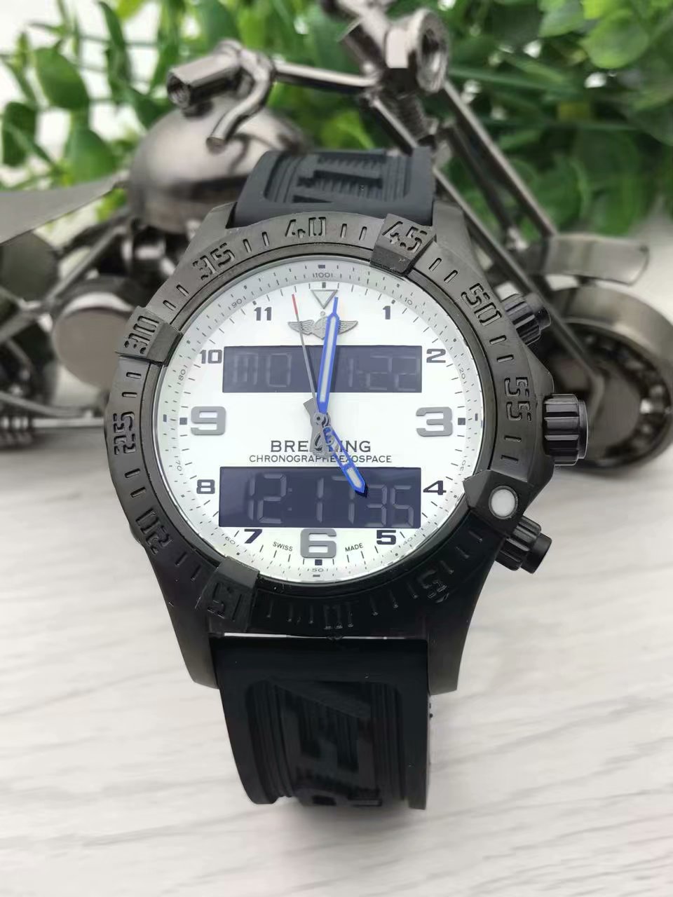 Breitling Watch 976